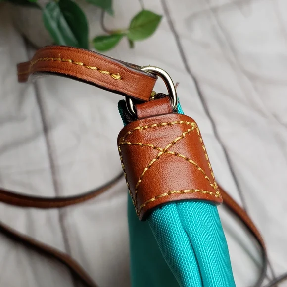 Dooney Bourke crossbody pouchette purse - Picture 7 of 9